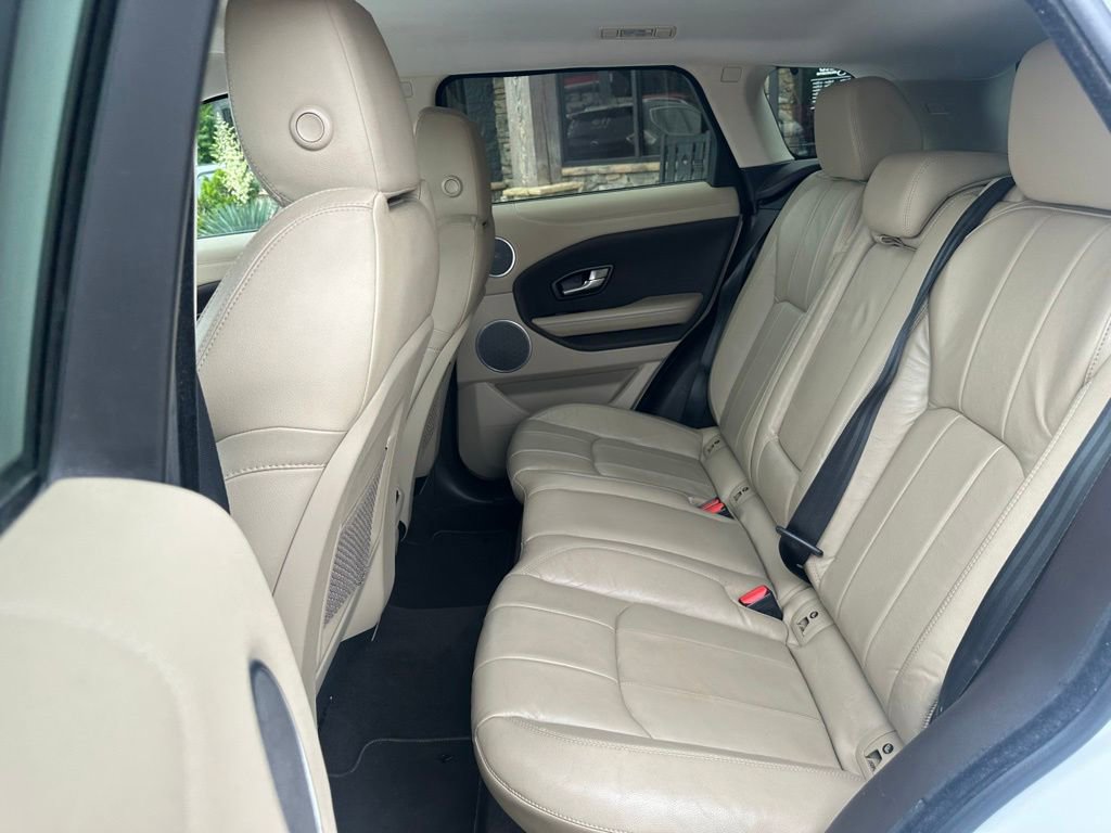 Used 2017 Land Rover Range Rover Evoque SE AWD/4WD image 32