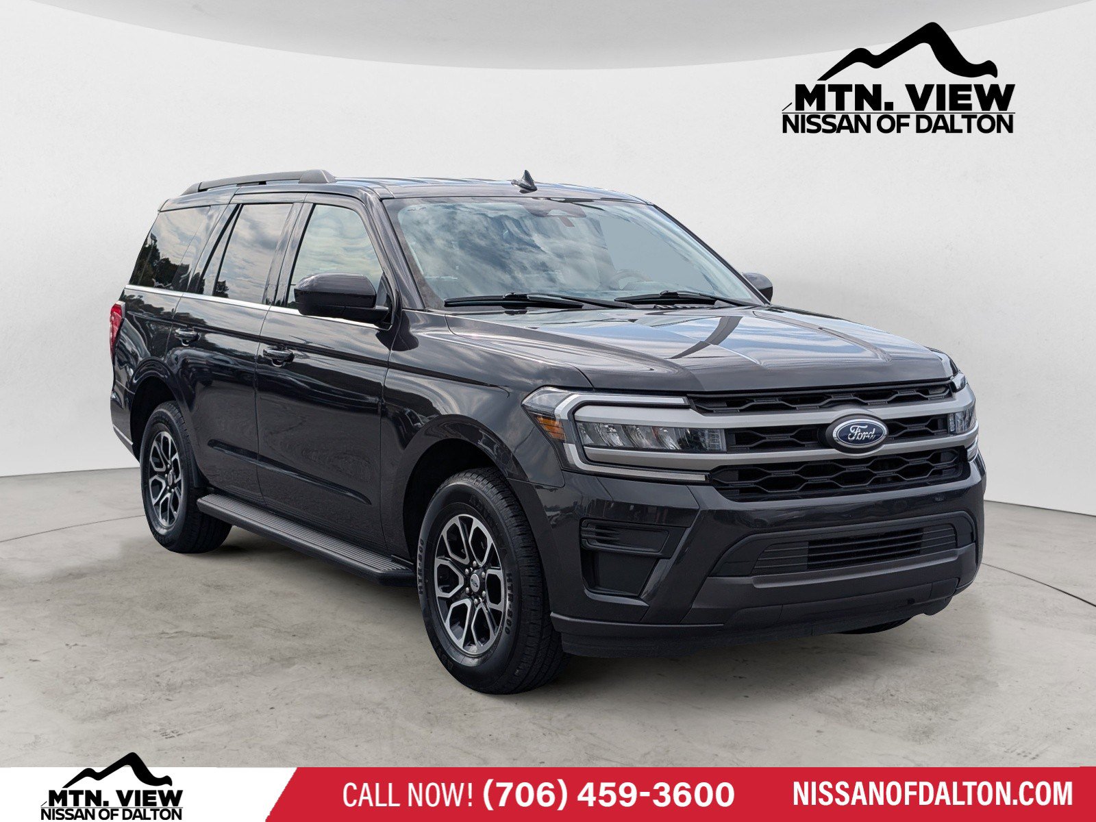 Used 2024 Ford Expedition XLT