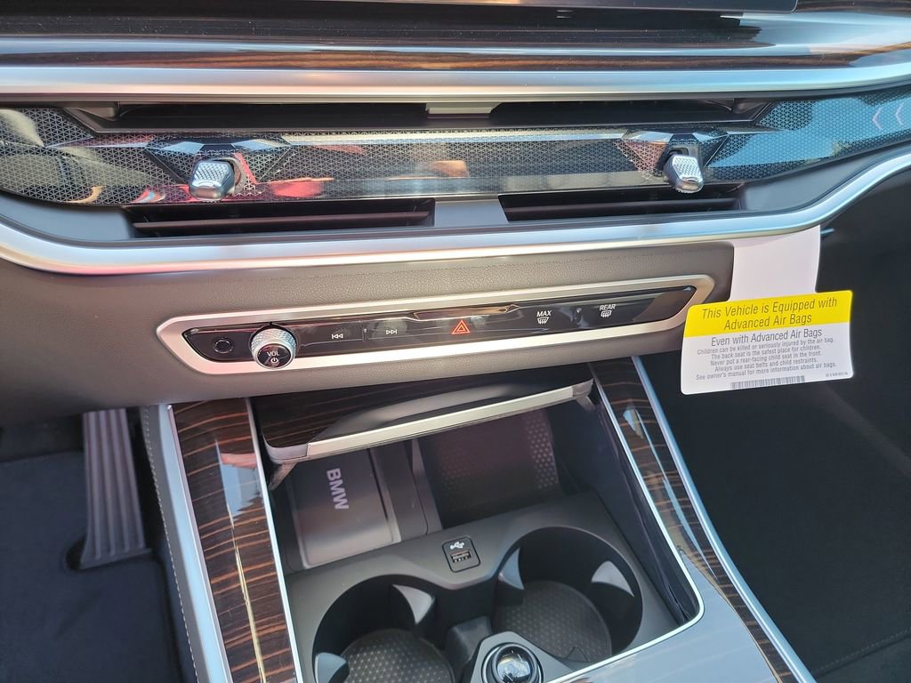 New 2026 BMW X5 xDrive50e w/ Premium Package image 15