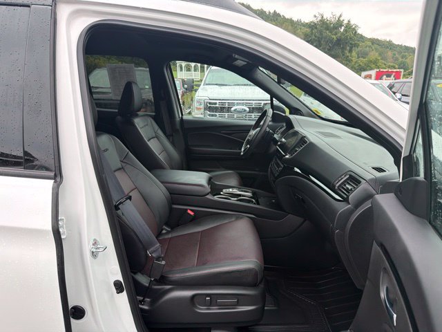 Used 2025 Honda Ridgeline Black Edition image 35