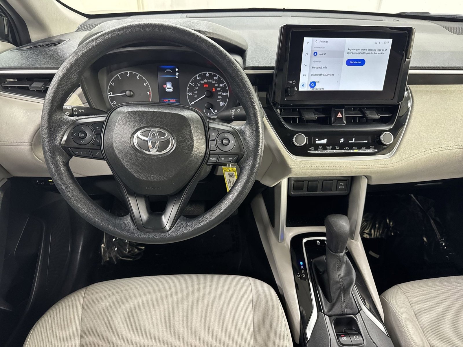 Used 2024 Toyota Corolla Cross L AWD/4WD image 35