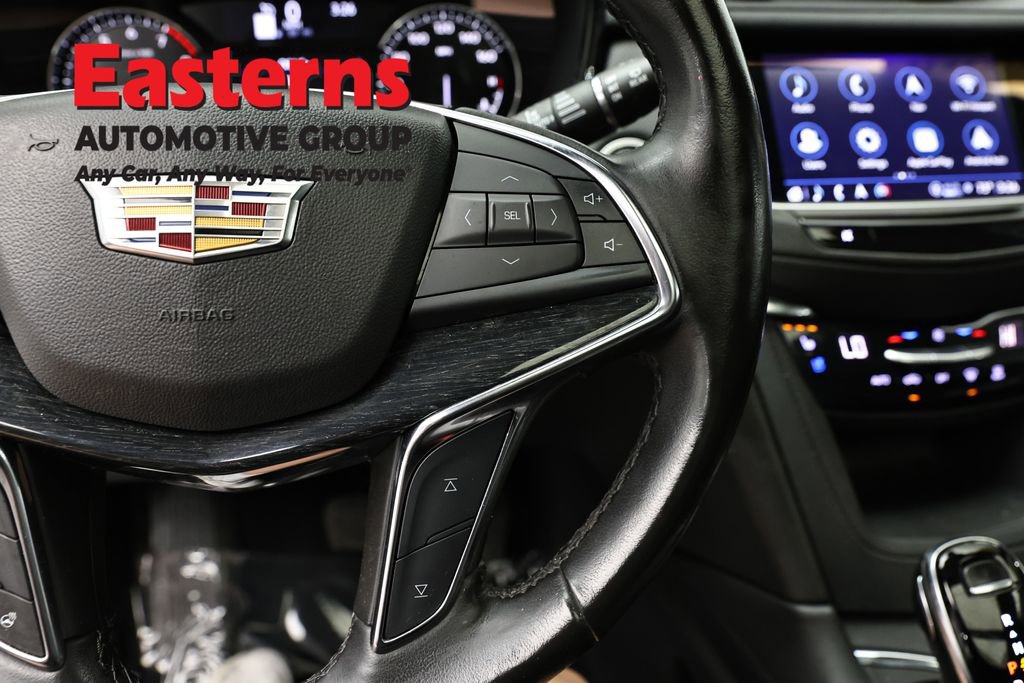 Used 2022 Cadillac XT5 Premium Luxury AWD/4WD image 16