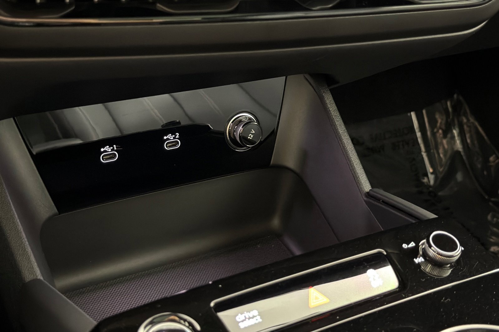 Certified 2025 Audi Q6 e-tron Premium w/ Convenience Package image 20