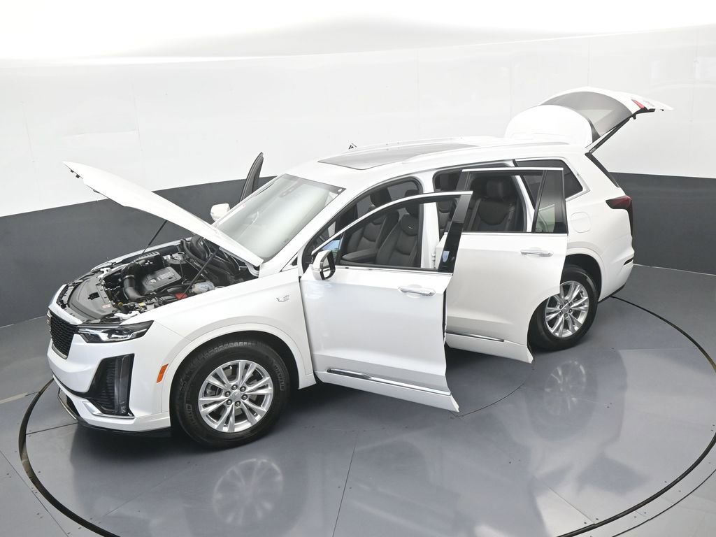 Used 2024 Cadillac XT6 Luxury image 73