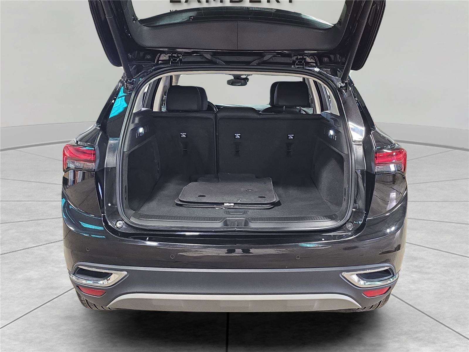 Used 2023 Buick Envision Essence image 13