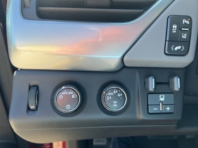 Used 2015 Chevrolet Suburban LT w/ Max Trailering Package AWD/4WD image 13