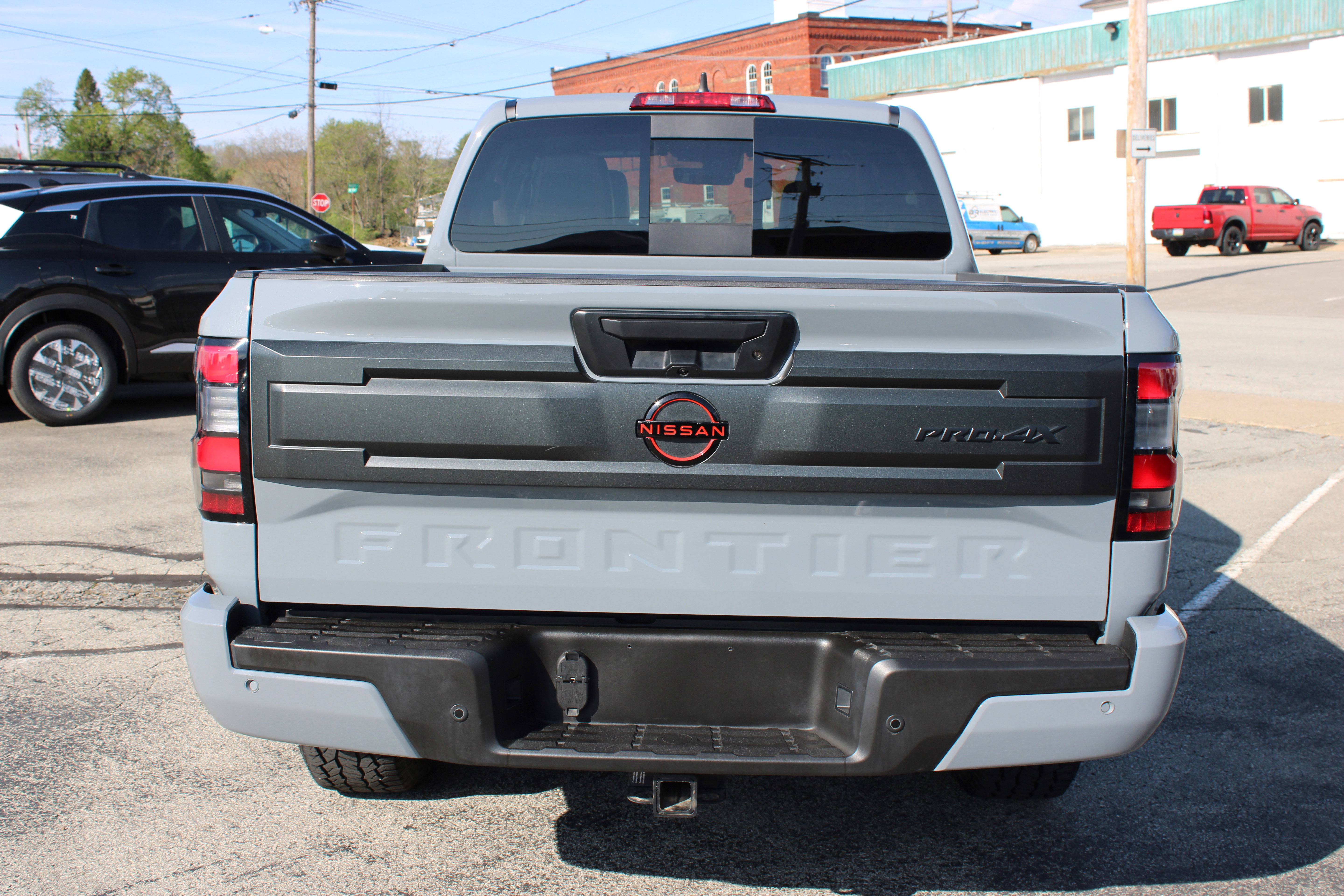 Certified 2025 Nissan Frontier PRO-4X w/ Pro Premium Package image 4