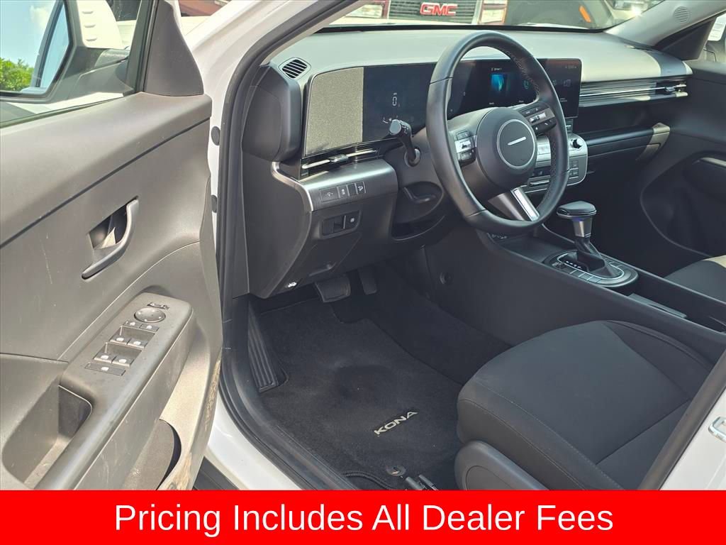 Used 2024 Hyundai Kona SEL FWD image 9
