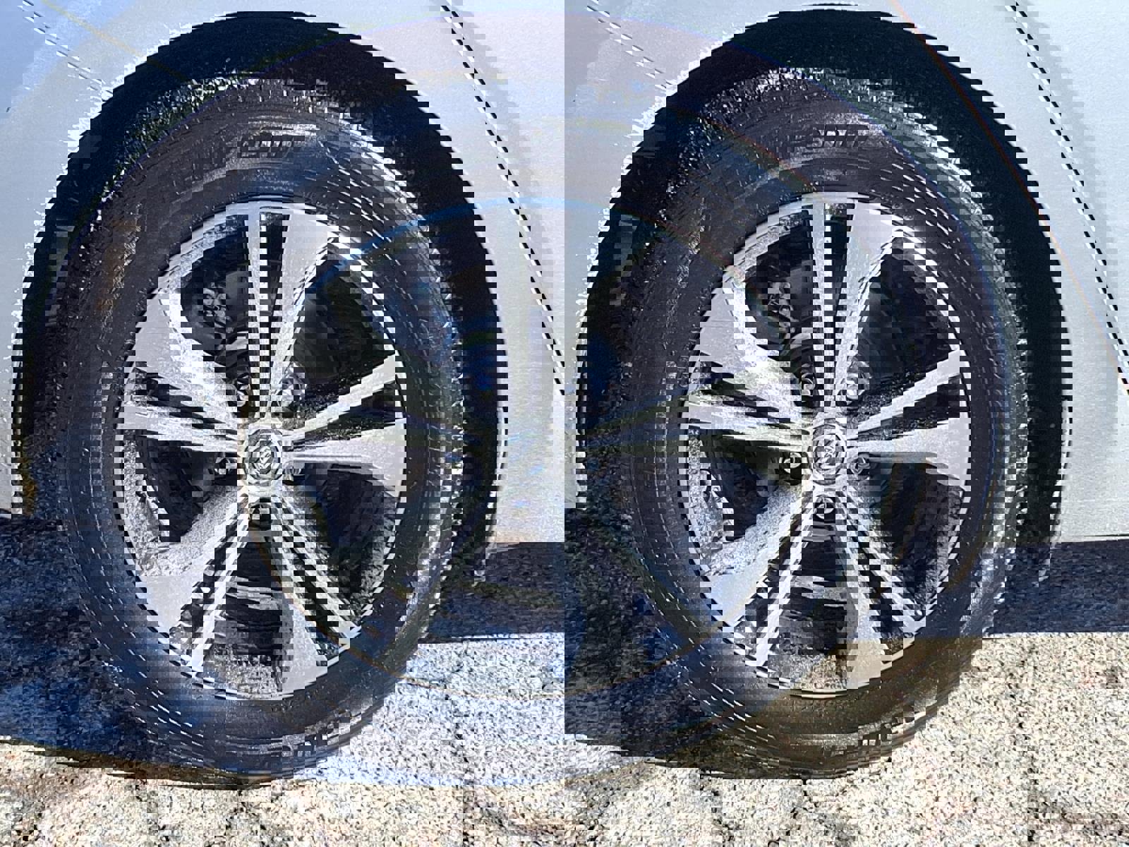 Used 2023 Nissan Sentra SV image 23