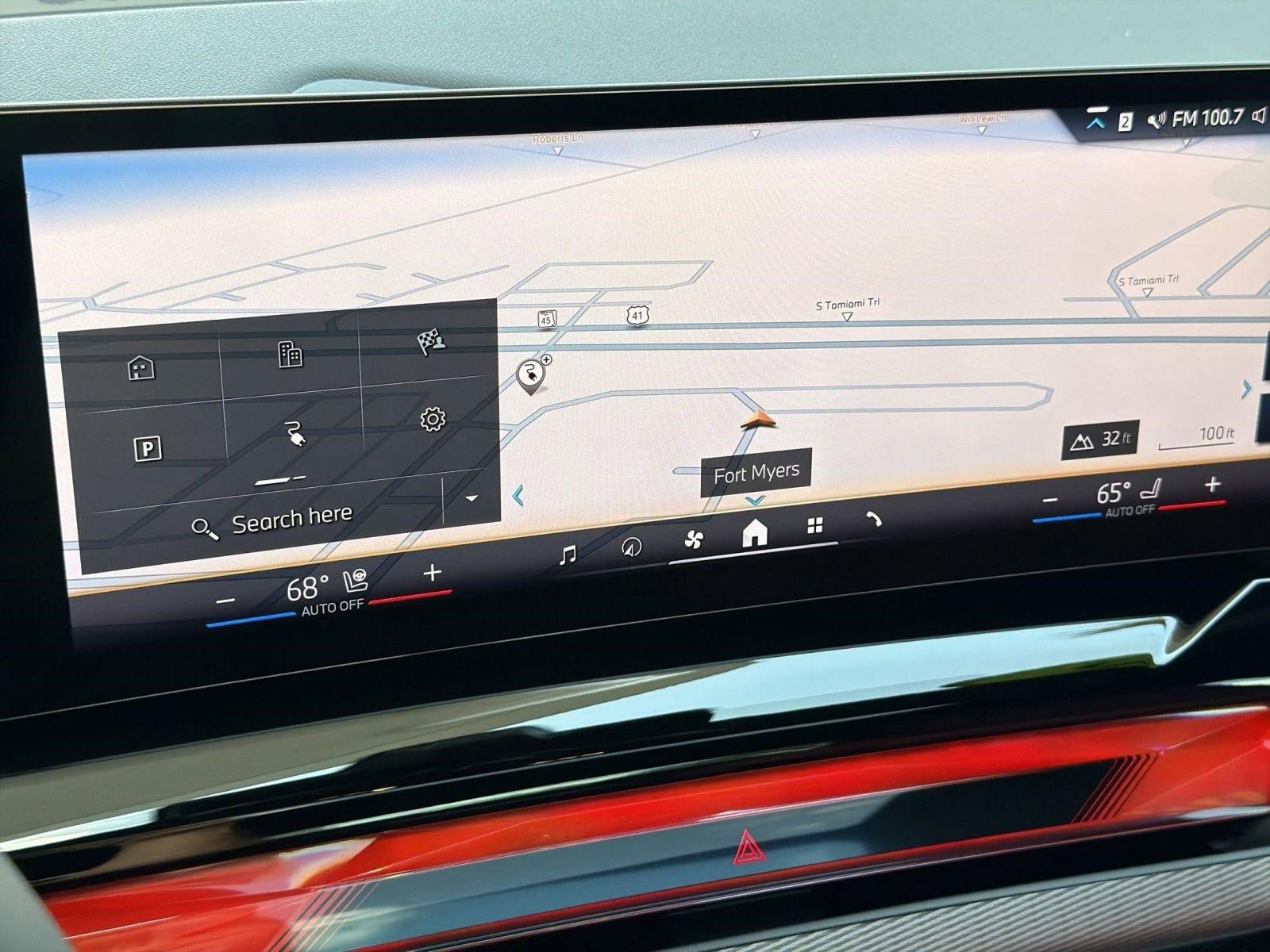 Used 2026 BMW i5 eDrive40 w/ M Sport Package RWD image 25