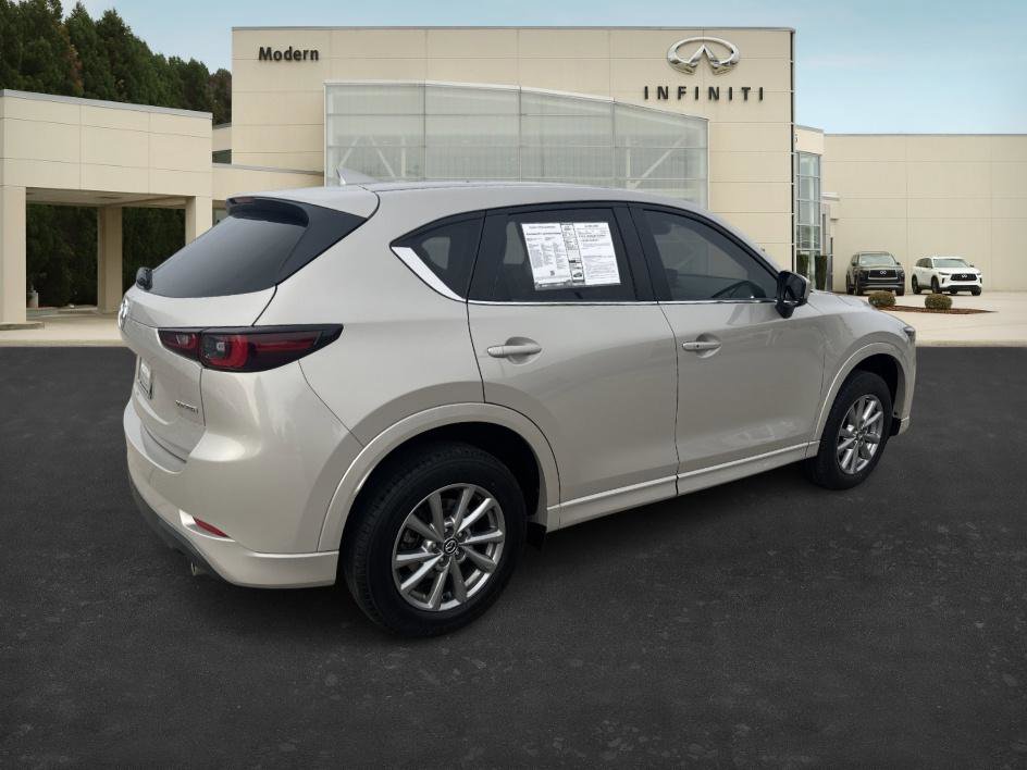 Used 2024 MAZDA CX-5 AWD 2.5 S w/ Select Package image 5