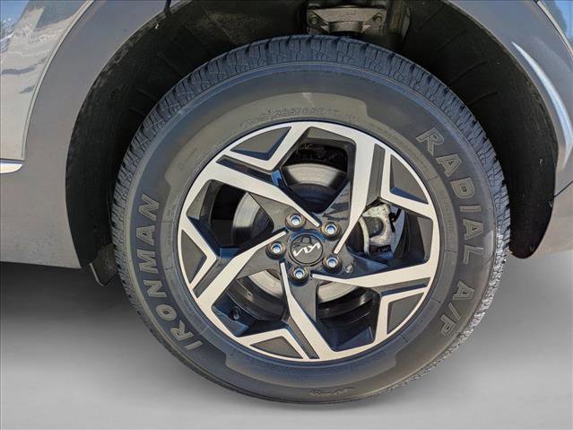 Used 2024 Kia Sportage LX image 15