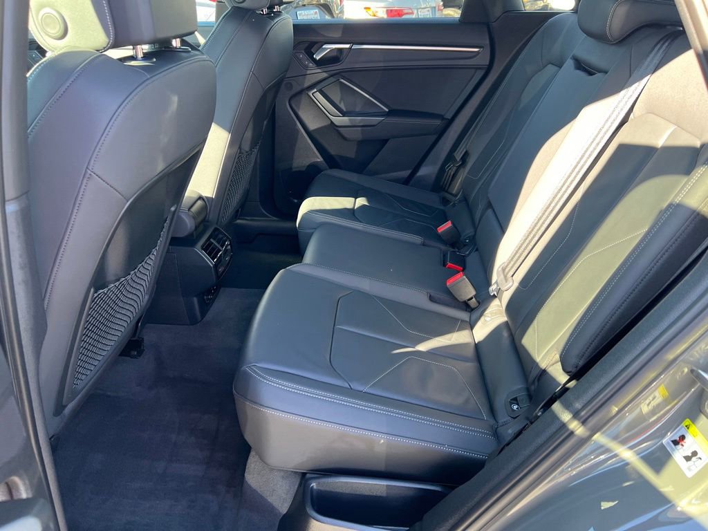 Used 2020 Audi Q3 2.0T Premium Plus w/ Premium Plus Package image 29