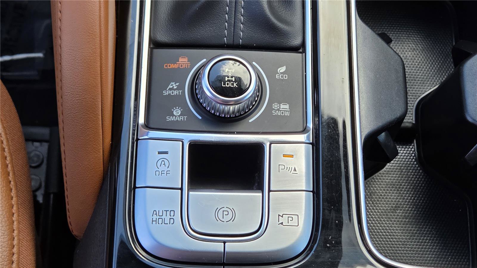 Certified 2024 Kia Telluride SX X-Line AWD/4WD image 25