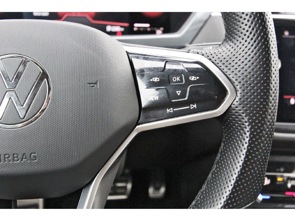 Used 2022 Volkswagen Tiguan SE R-Line FWD image 23