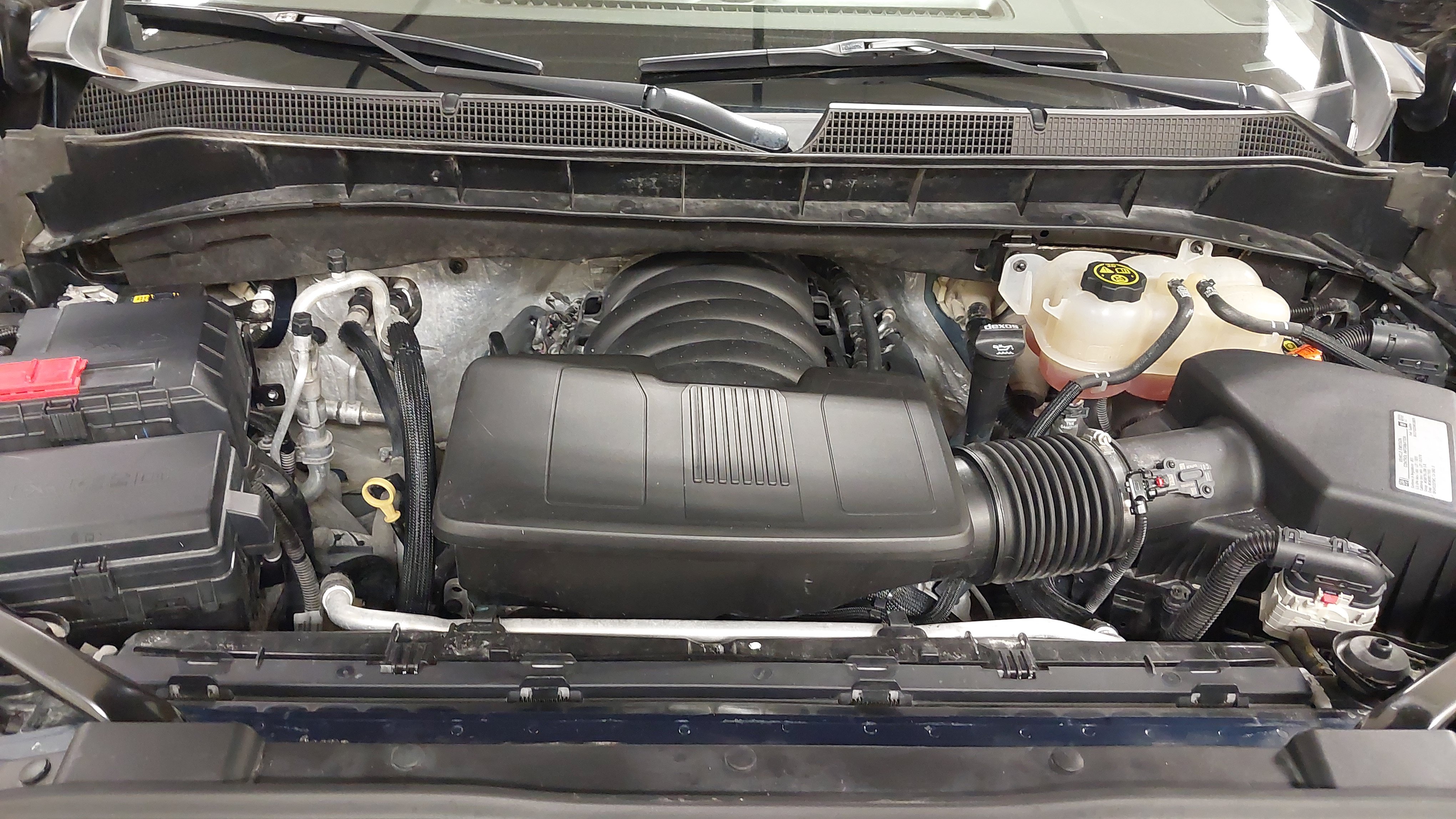 Used 2021 Chevrolet Silverado 1500 LTZ AWD/4WD image 31
