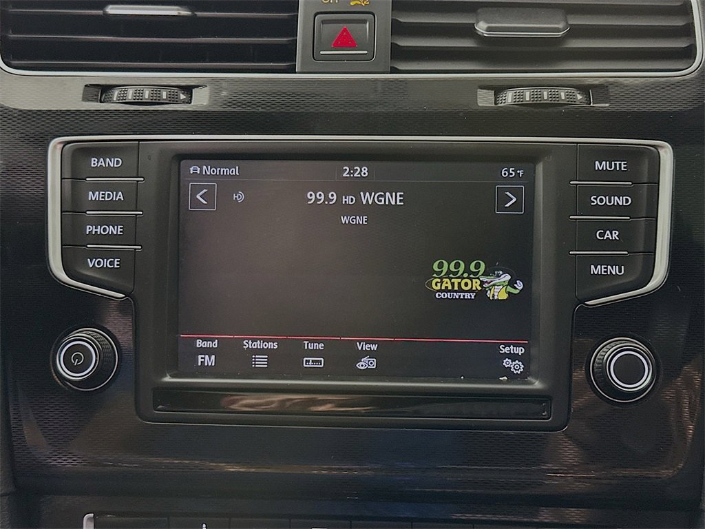 Used 2016 Volkswagen GTI SE w/ Lighting Package (SEL) image 17