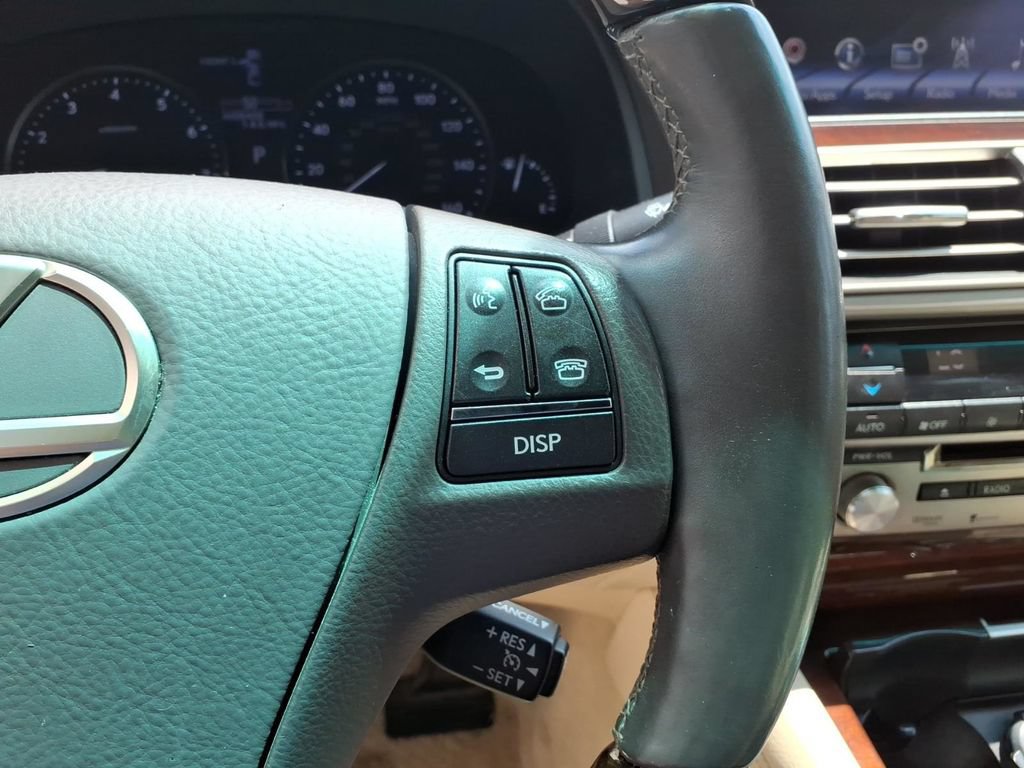 Used 2014 Lexus LS 460 w/ Comfort Package RWD image 19