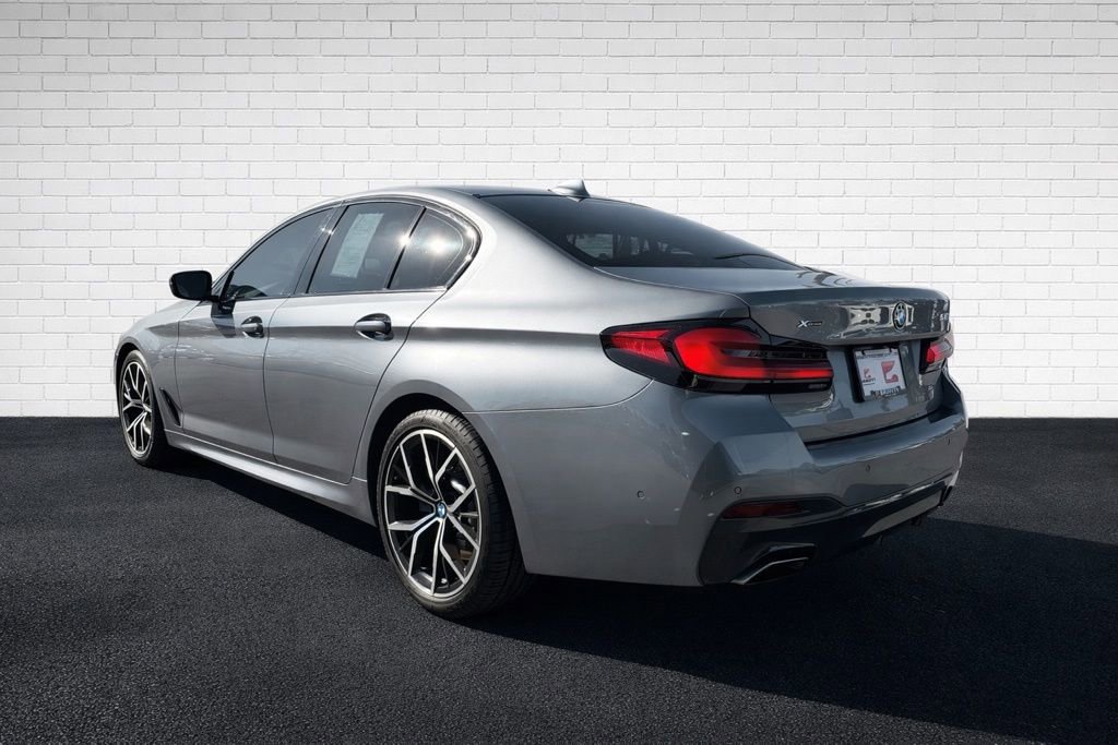 Used 2021 BMW 540i xDrive w/ M Sport Package image 6