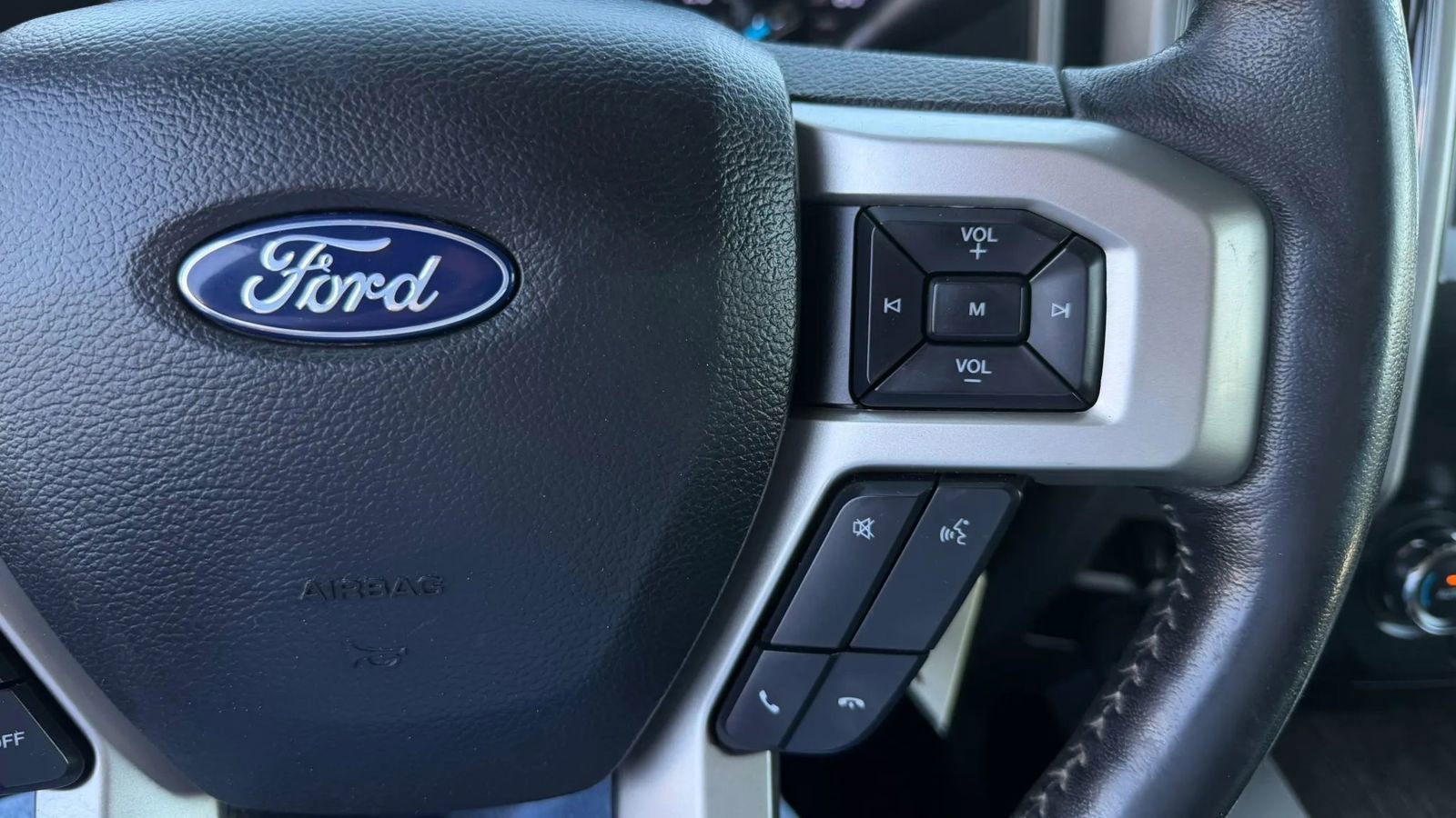 Used 2020 Ford F350 Lariat w/ Lariat Value Package AWD/4WD image 20
