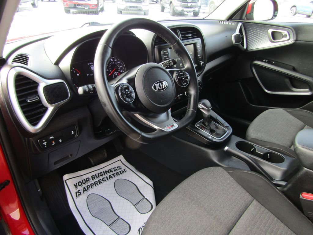 Used 2021 Kia Soul GT-Line FWD image 8