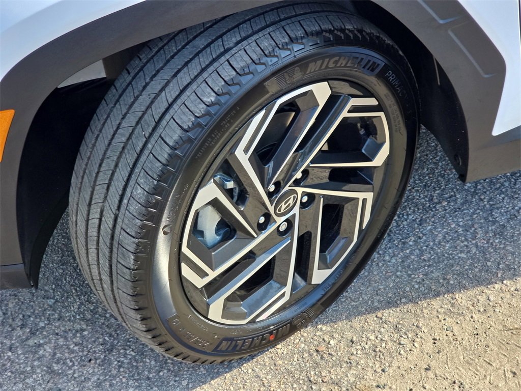 New 2025 Hyundai Tucson Limited image 35