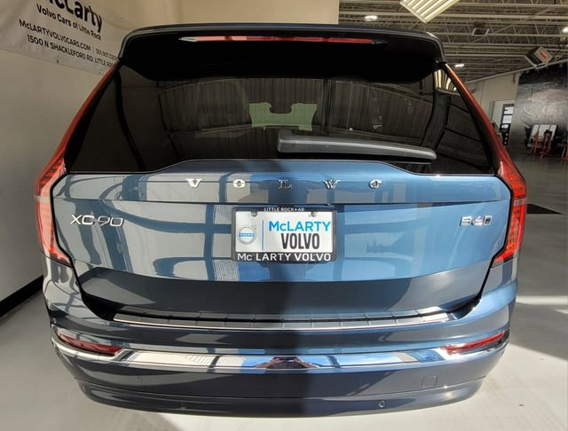 New 2026 Volvo XC90 B6 Plus w/ Protection Package Premier image 5