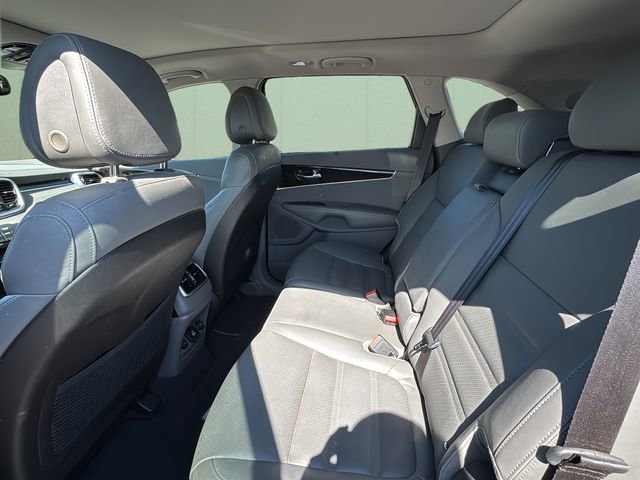 Used 2016 Kia Sorento EX w/ EX Touring Package image 21