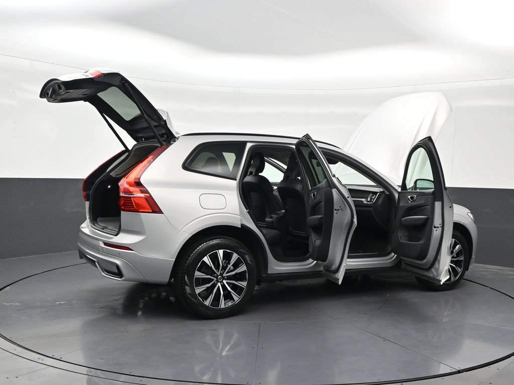 Certified 2024 Volvo XC60 B5 Core AWD/4WD image 35