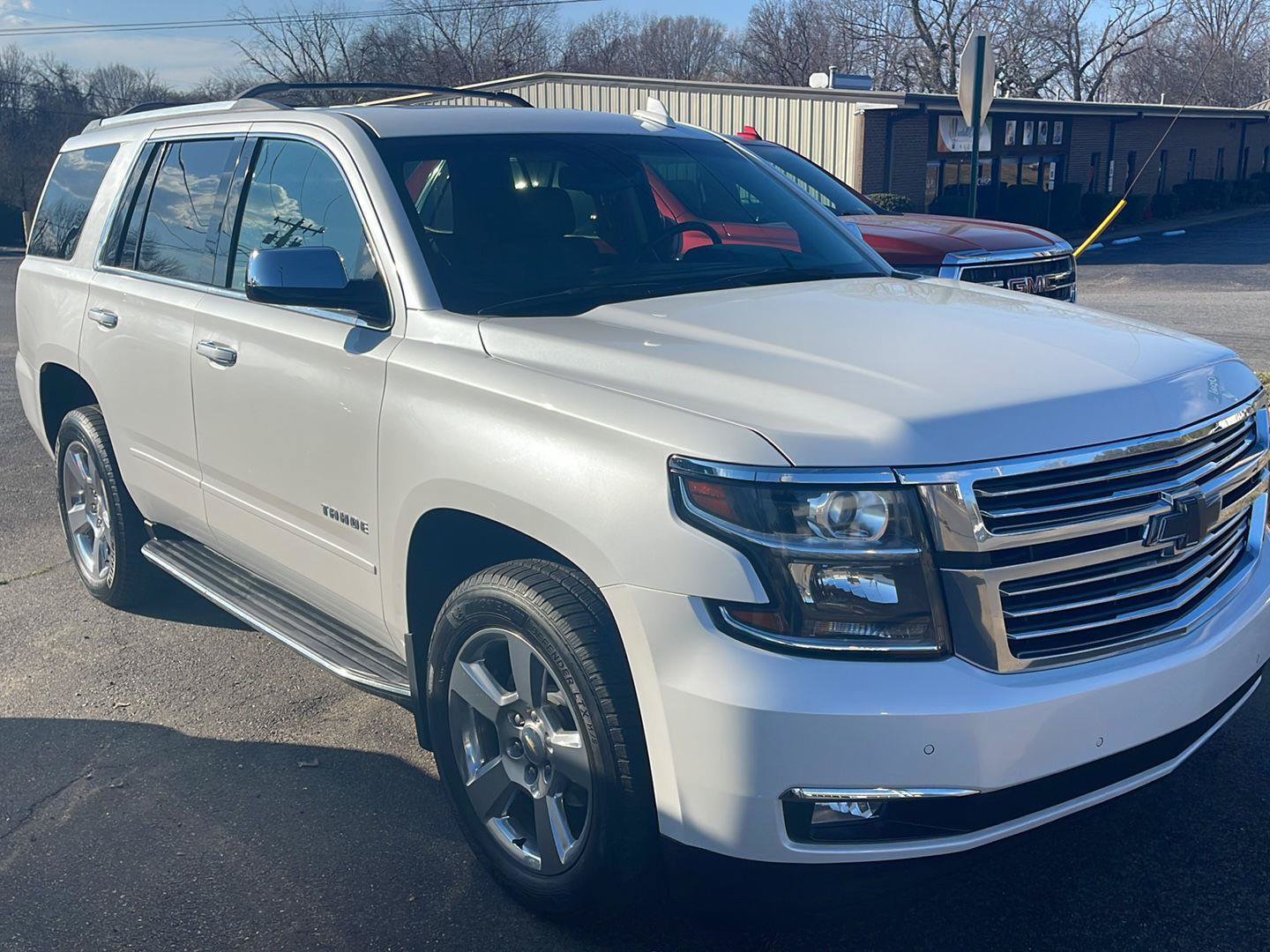 Used 2017 Chevrolet Tahoe Premier AWD/4WD image 2