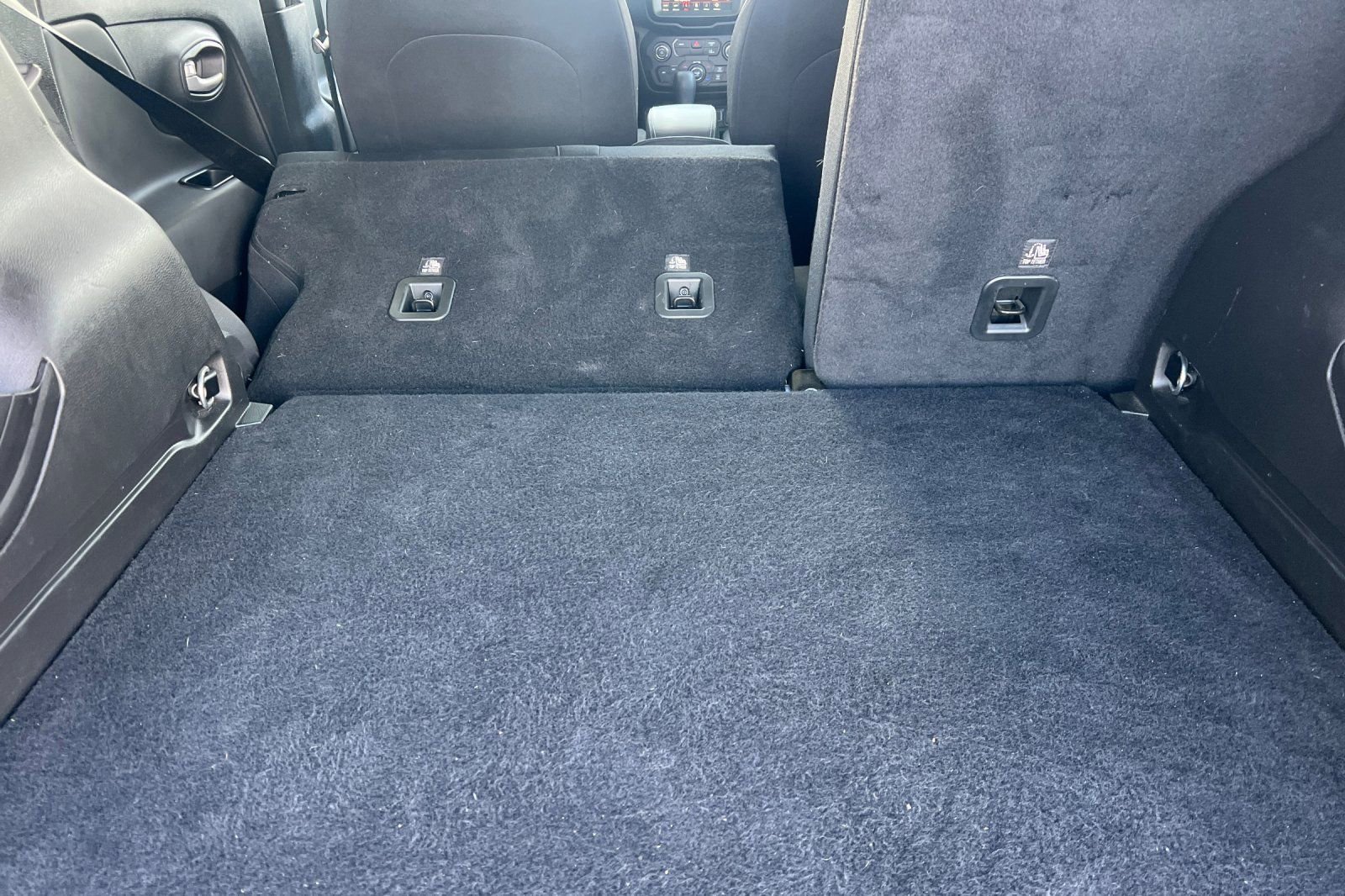 Used 2023 Jeep Renegade Latitude image 16