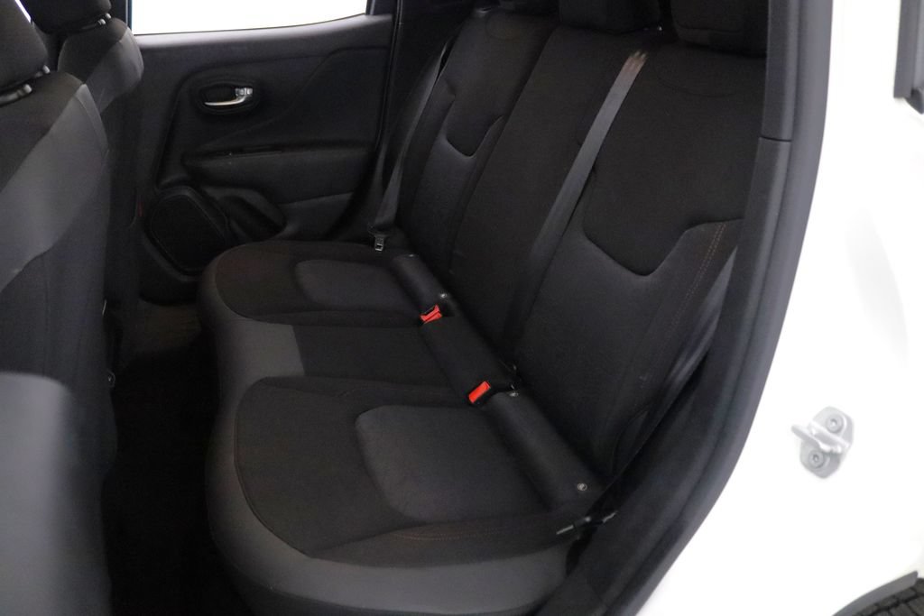 Used 2020 Jeep Renegade Trailhawk w/ Cold Weather Group AWD/4WD image 10