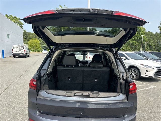 Used 2022 BMW X7 xDrive40i w/ Premium Package image 22