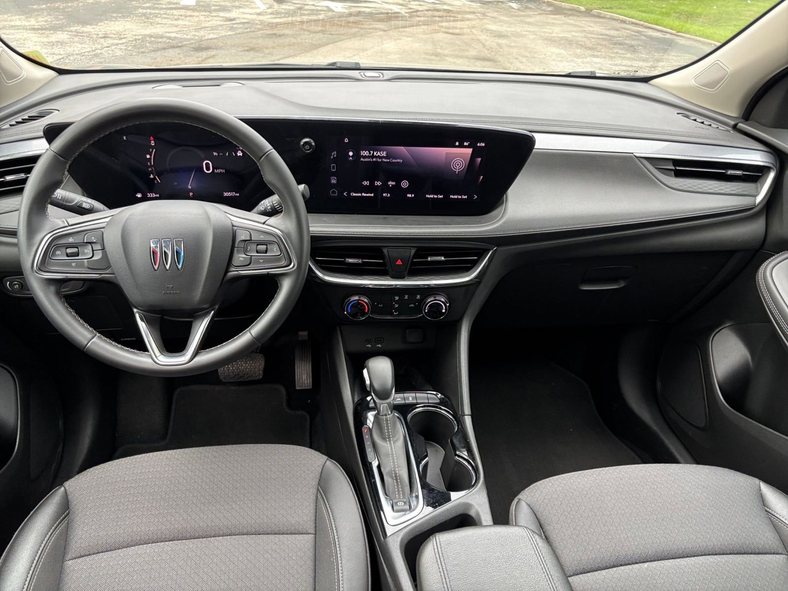 Used 2025 Buick Encore GX Preferred FWD image 28