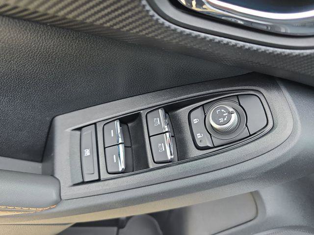 Used 2024 Subaru Crosstrek 2.5i Limited w/ Popular Package #3A image 30