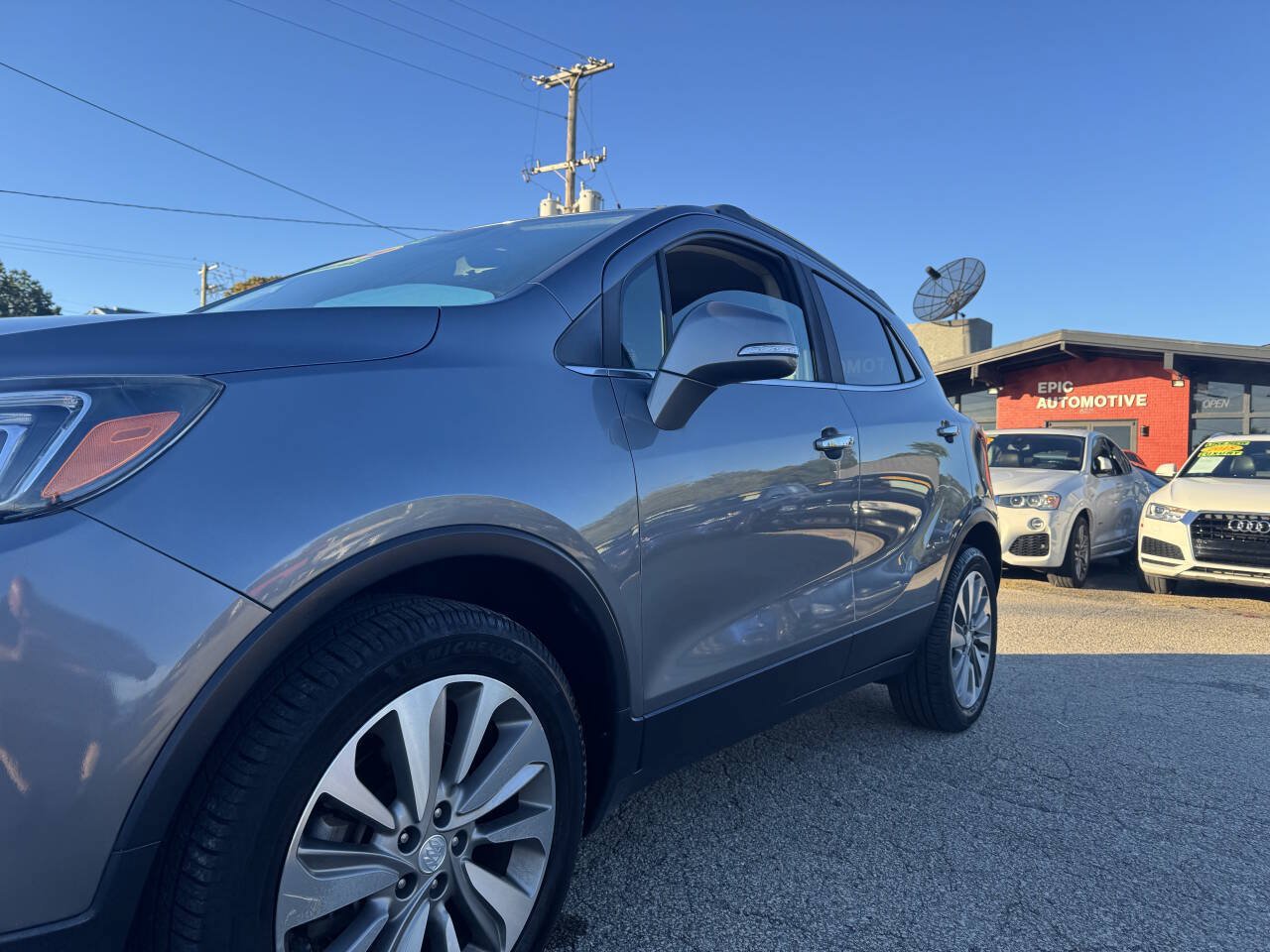 Used 2019 Buick Encore Preferred w/ Safety Package FWD image 11