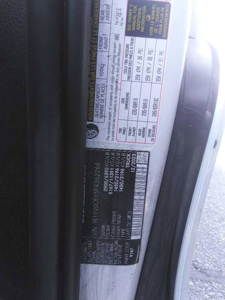Used 2023 Mercedes-Benz Metris image 14