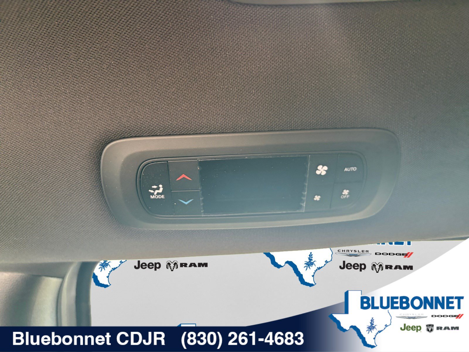 New 2026 Chrysler Pacifica Select FWD image 30