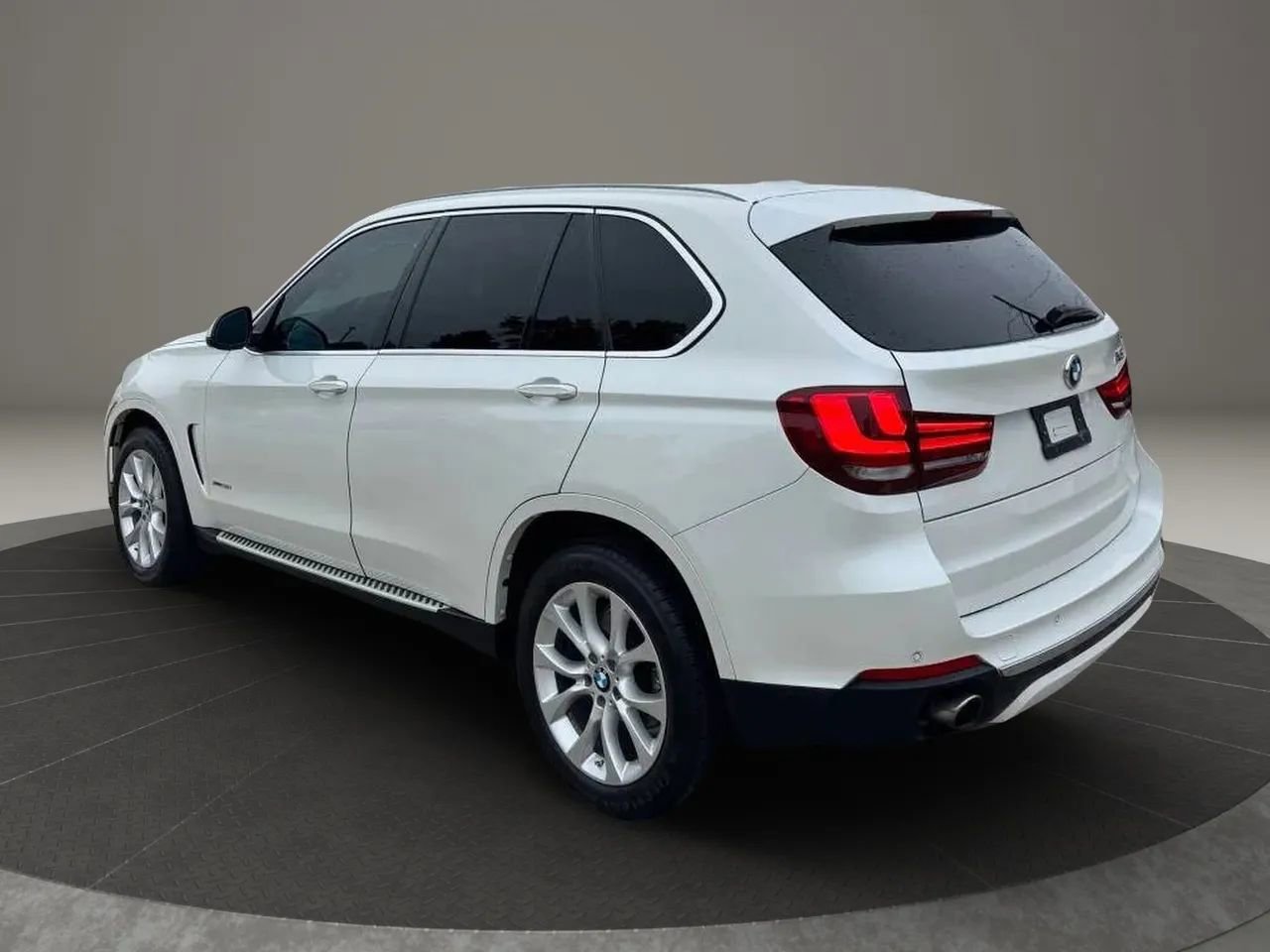 Used 2015 BMW X5 xDrive35i AWD/4WD image 14
