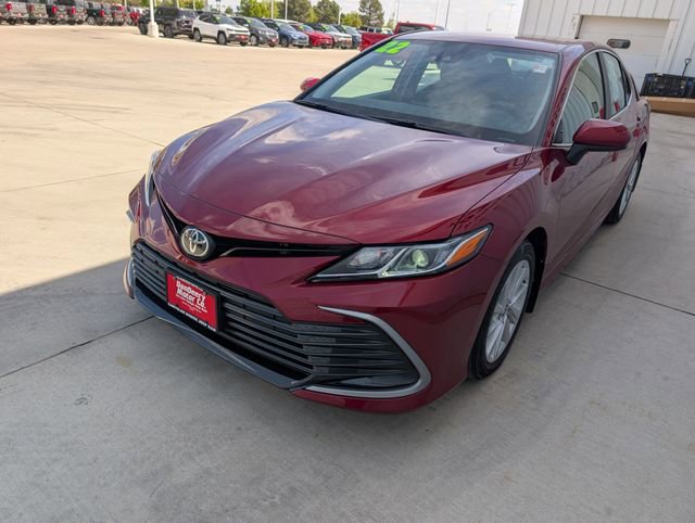 Used 2022 Toyota Camry LE FWD image 33