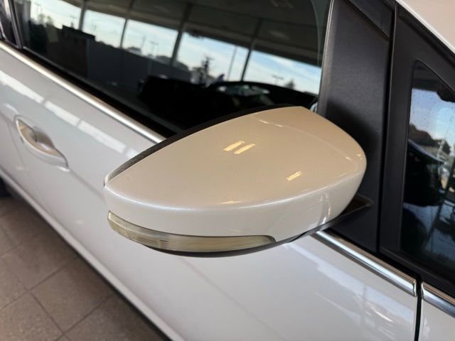 Used 2015 Ford C-MAX Energi SEL w/ Equipment Group 302A image 11