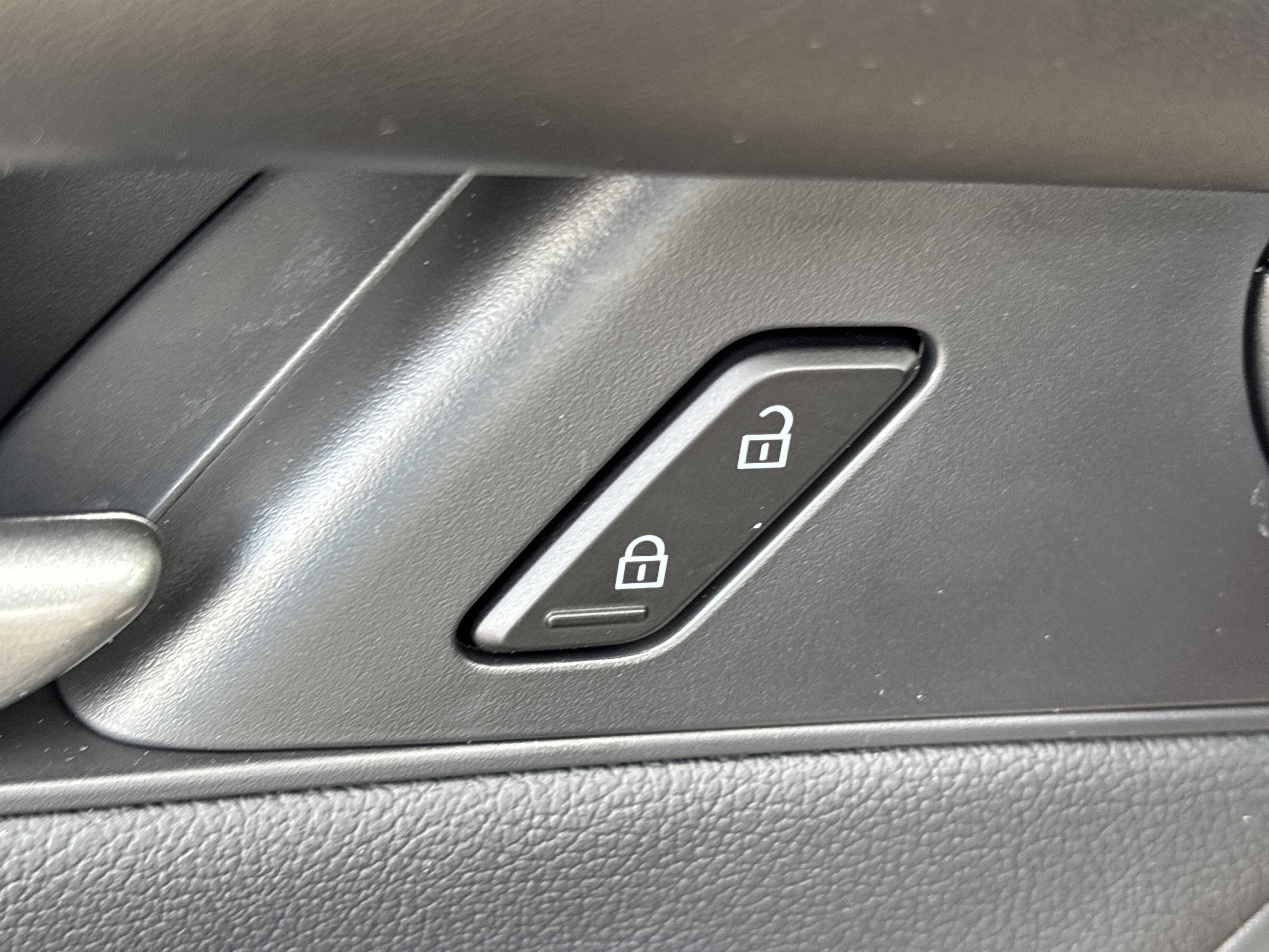 New 2026 MAZDA CX-50 Meridian Edition w/ Weather Package image 23