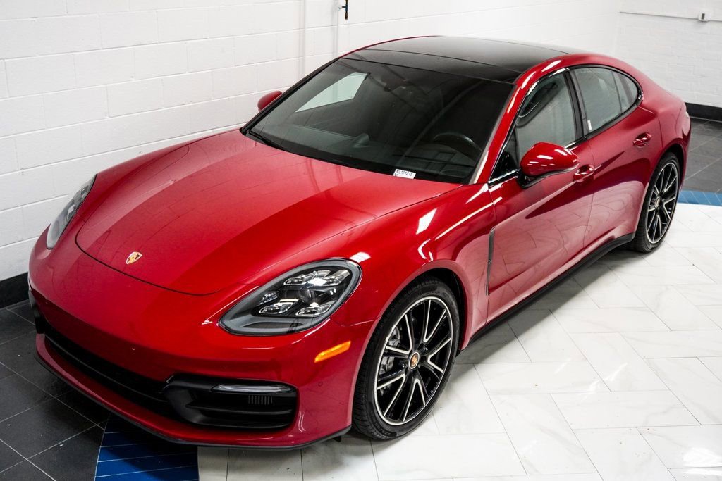 Used 2022 Porsche Panamera 4 Platinum Edition image 16