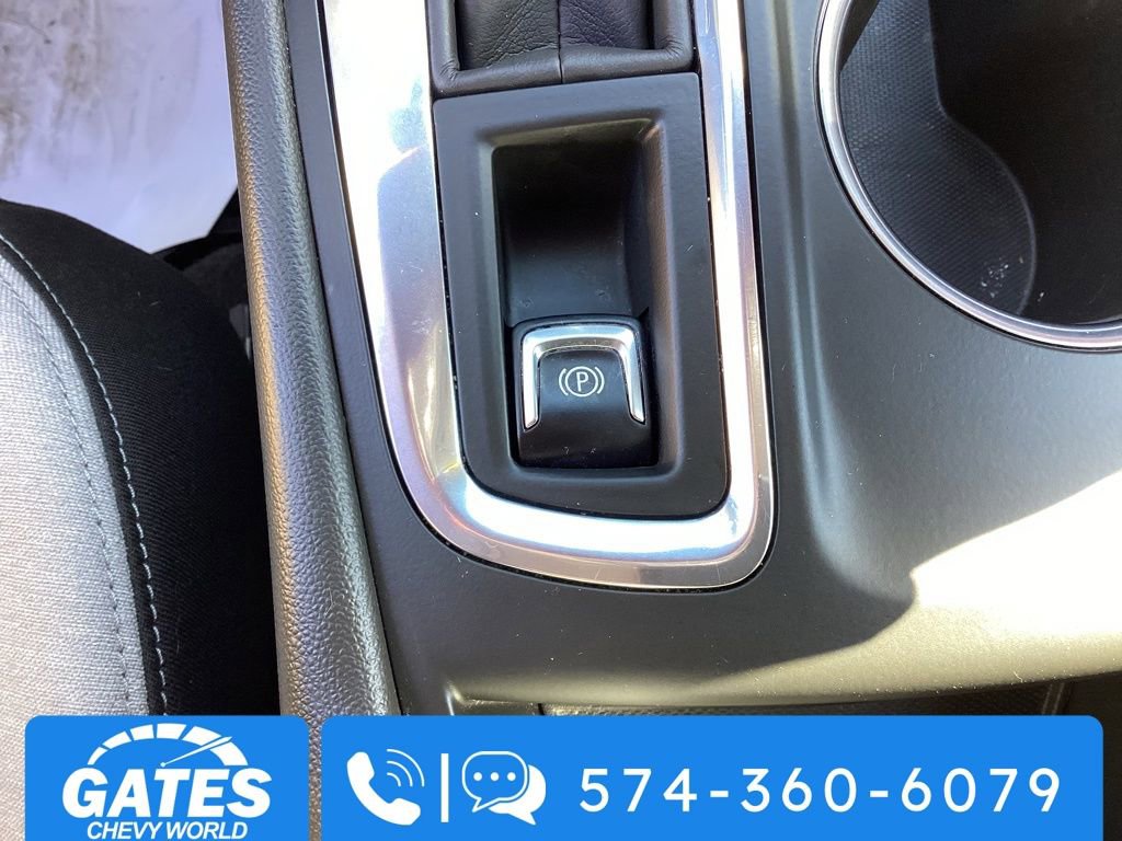 Used 2022 Chevrolet Equinox LS w/ LS Convenience Package image 26