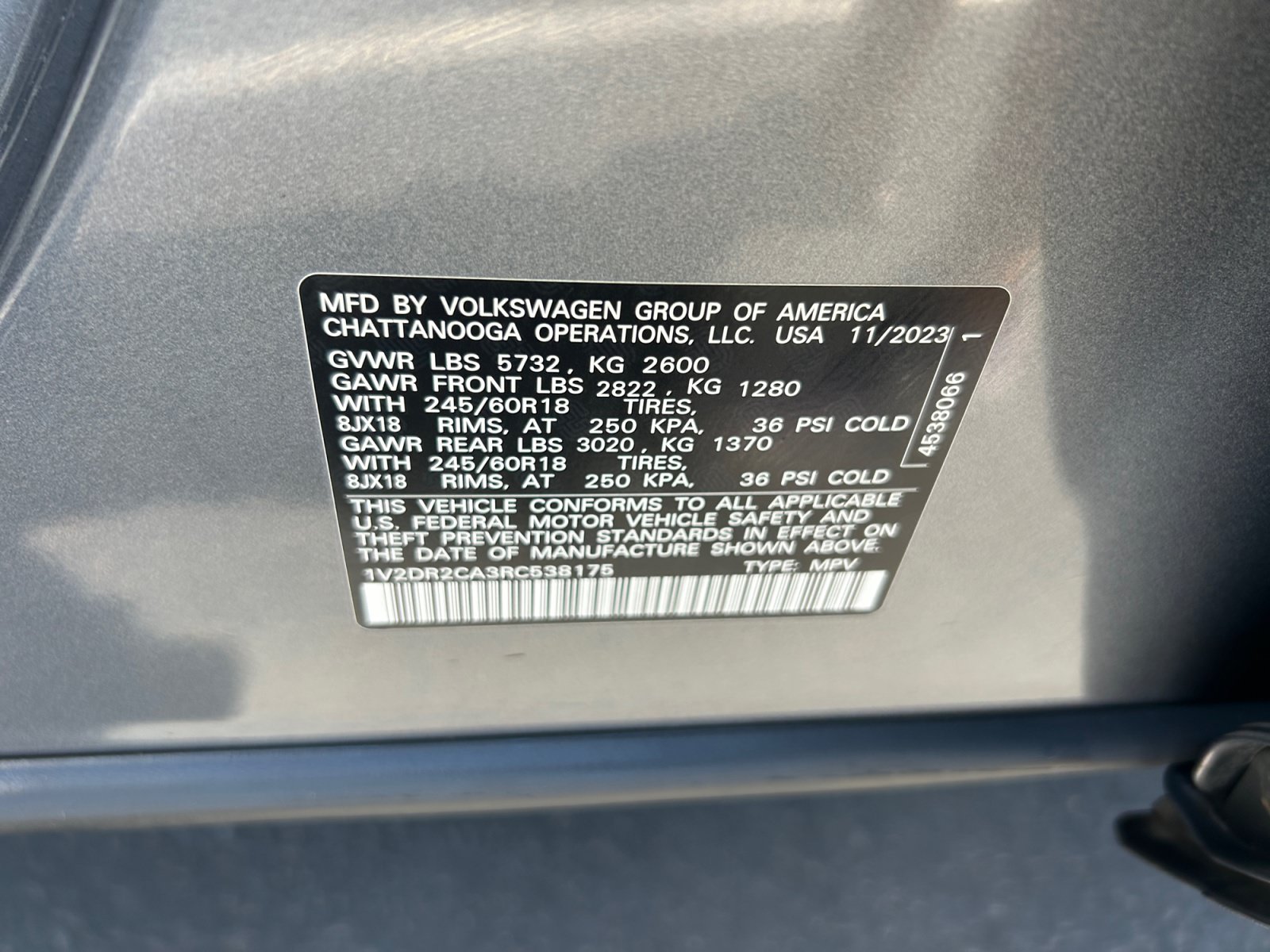 Used 2024 Volkswagen Atlas SE FWD image 24