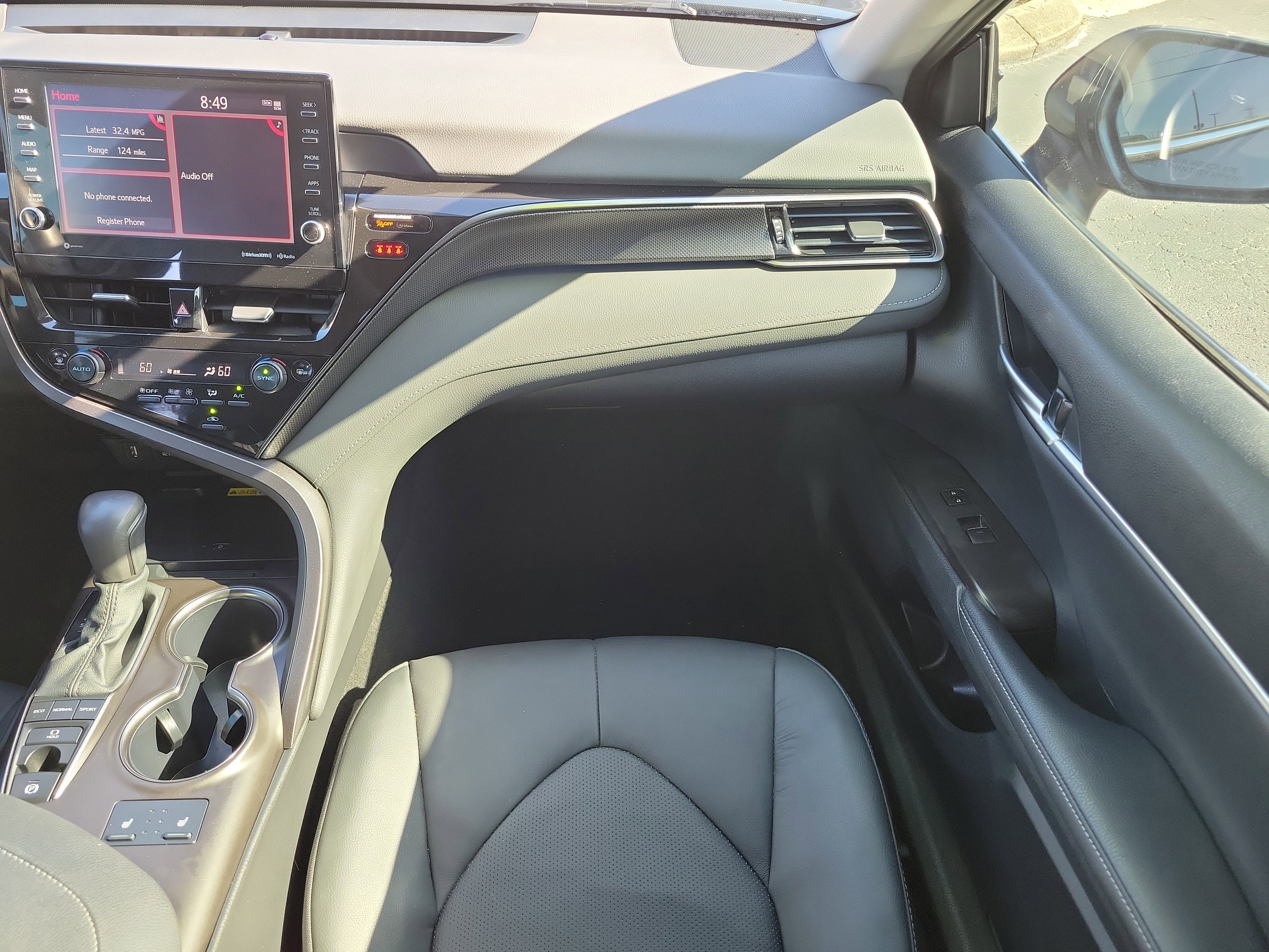 Used 2024 Toyota Camry XSE image 14