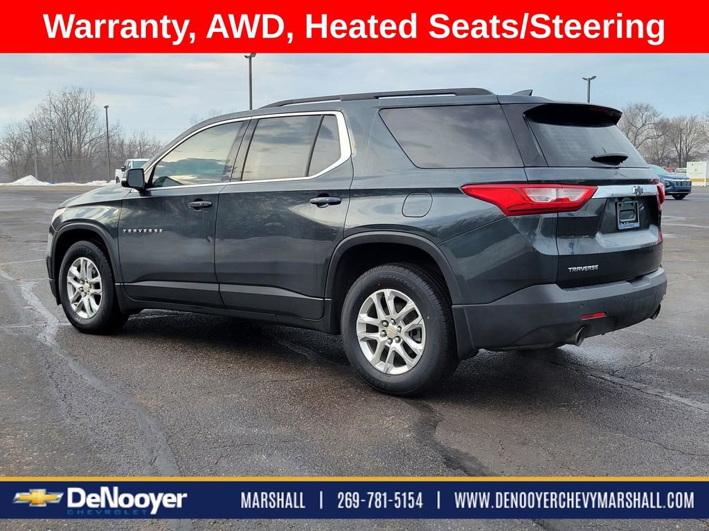 Used 2020 Chevrolet Traverse LT w/ Driver Confidence II Package image 4