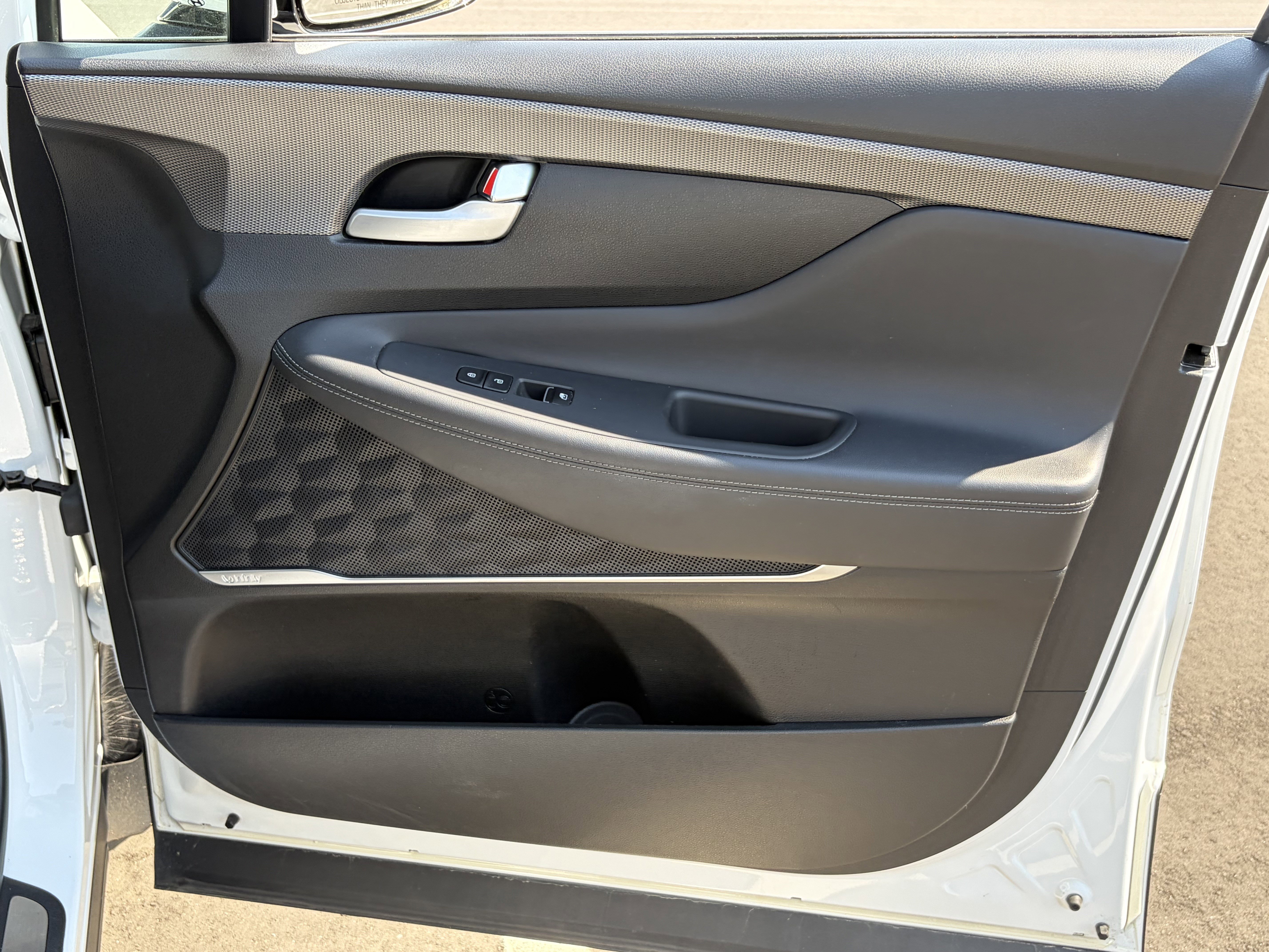 Used 2019 Hyundai Santa Fe Limited FWD image 33