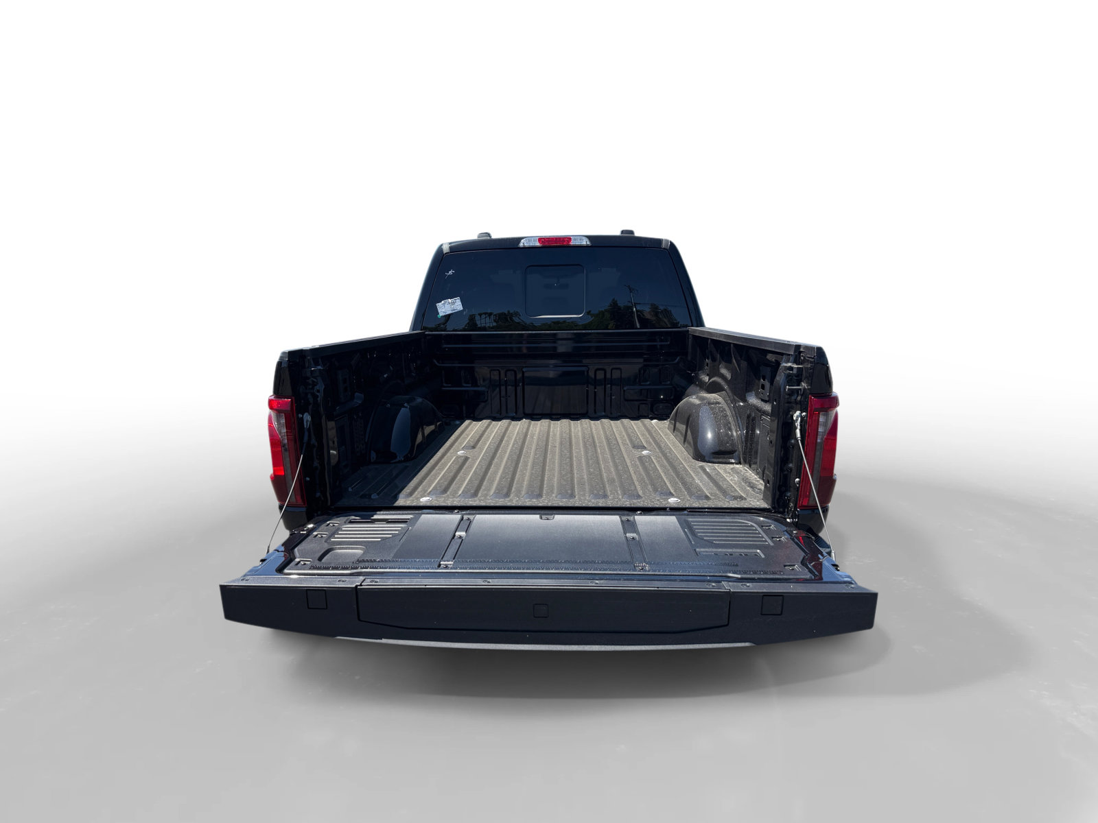 New 2025 Ford F150 XLT w/ Equipment Group 302A MID image 17