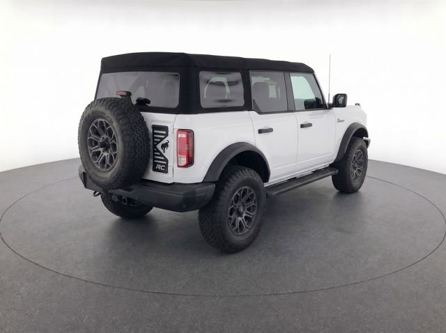 Used 2022 Ford Bronco Black Diamond image 5